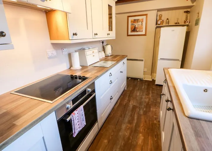 Holiday home Myrtle Leyburn